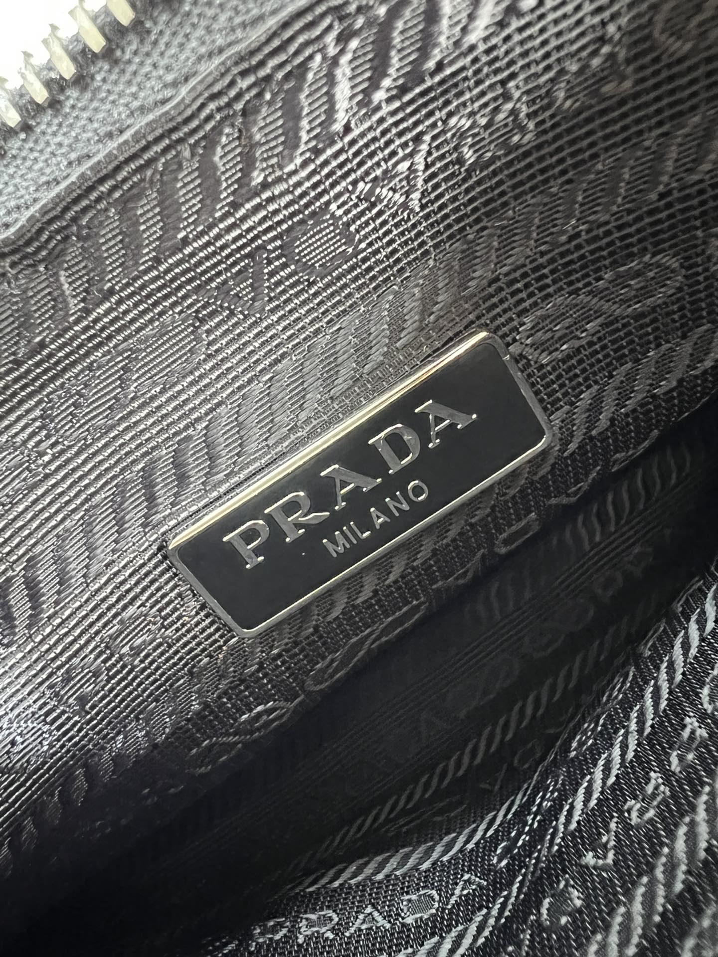 P R A D A Prada Re-Edition 2005 Nylon Hobo 레플리카 68번 이미지 - Bag | 세미샵 레플리카 사이트