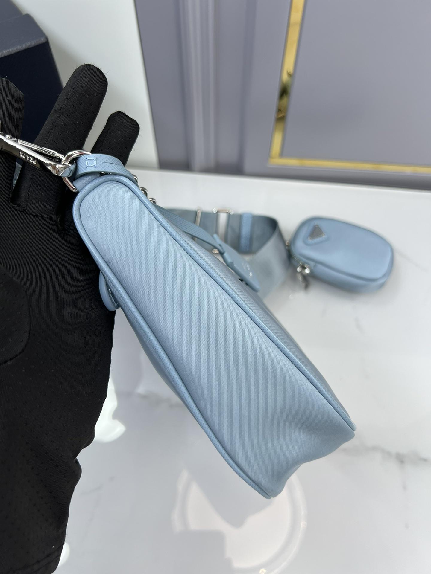 P R A D A Prada Re-Edition 2005 Nylon Hobo 레플리카 75번 이미지 - Bag | 세미샵 레플리카 사이트