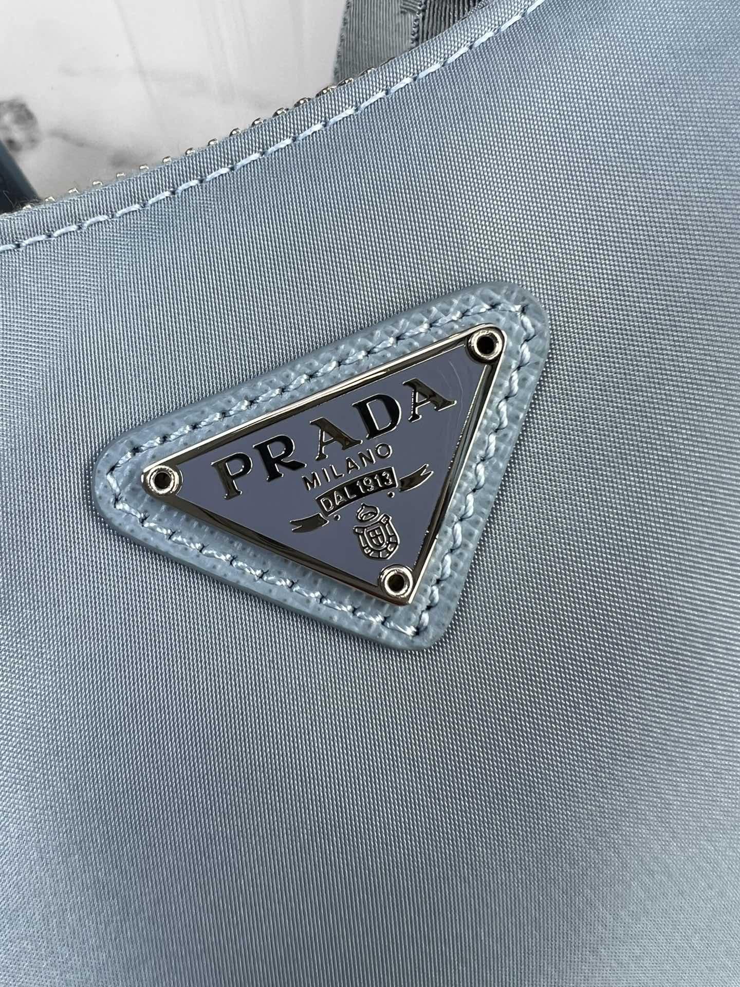 P R A D A Prada Re-Edition 2005 Nylon Hobo 레플리카 77번 이미지 - Bag | 세미샵 레플리카 사이트