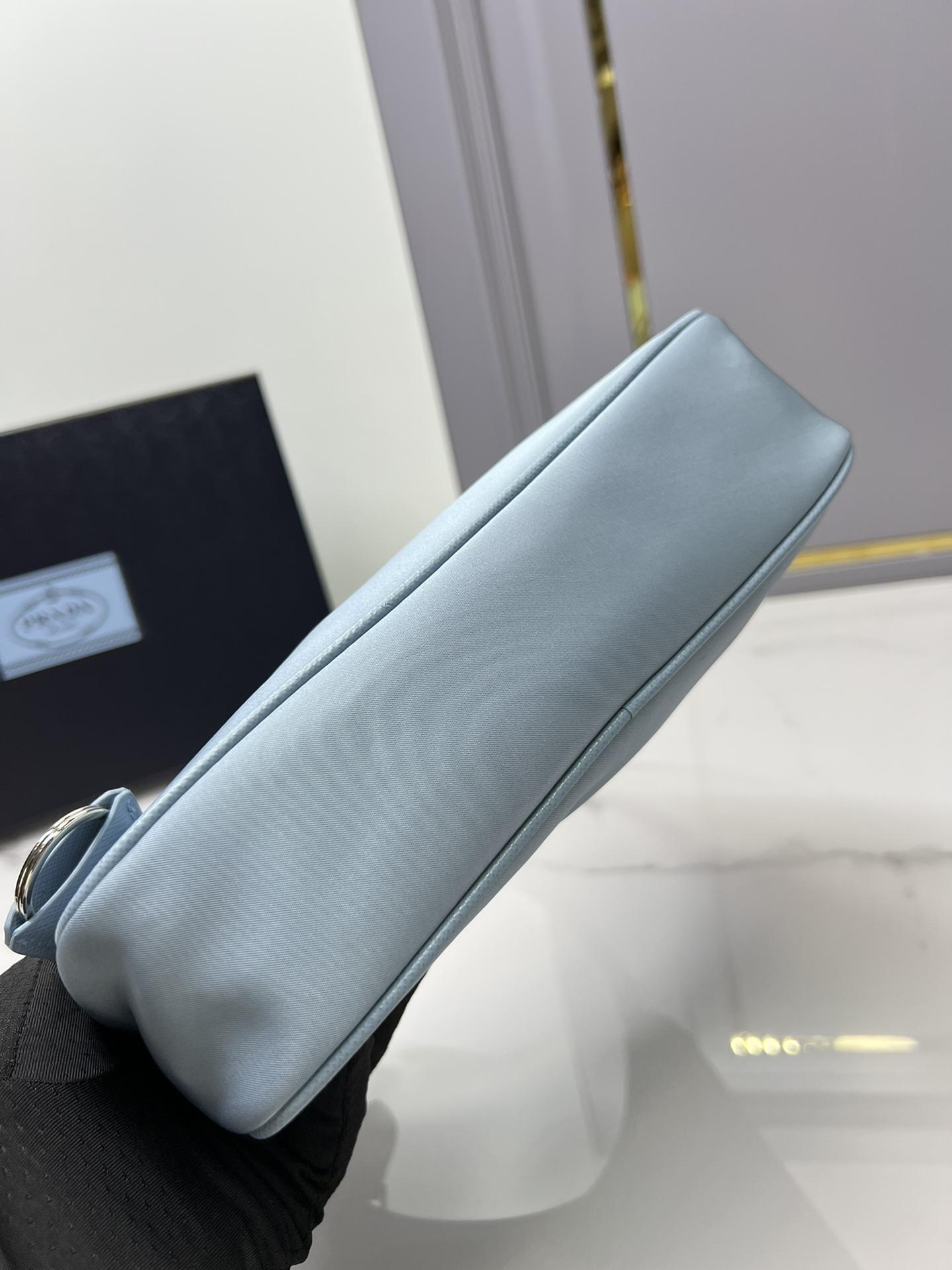 P R A D A Prada Re-Edition 2005 Nylon Shoulder 레플리카 28번 이미지 - Bag | 세미샵 레플리카 사이트