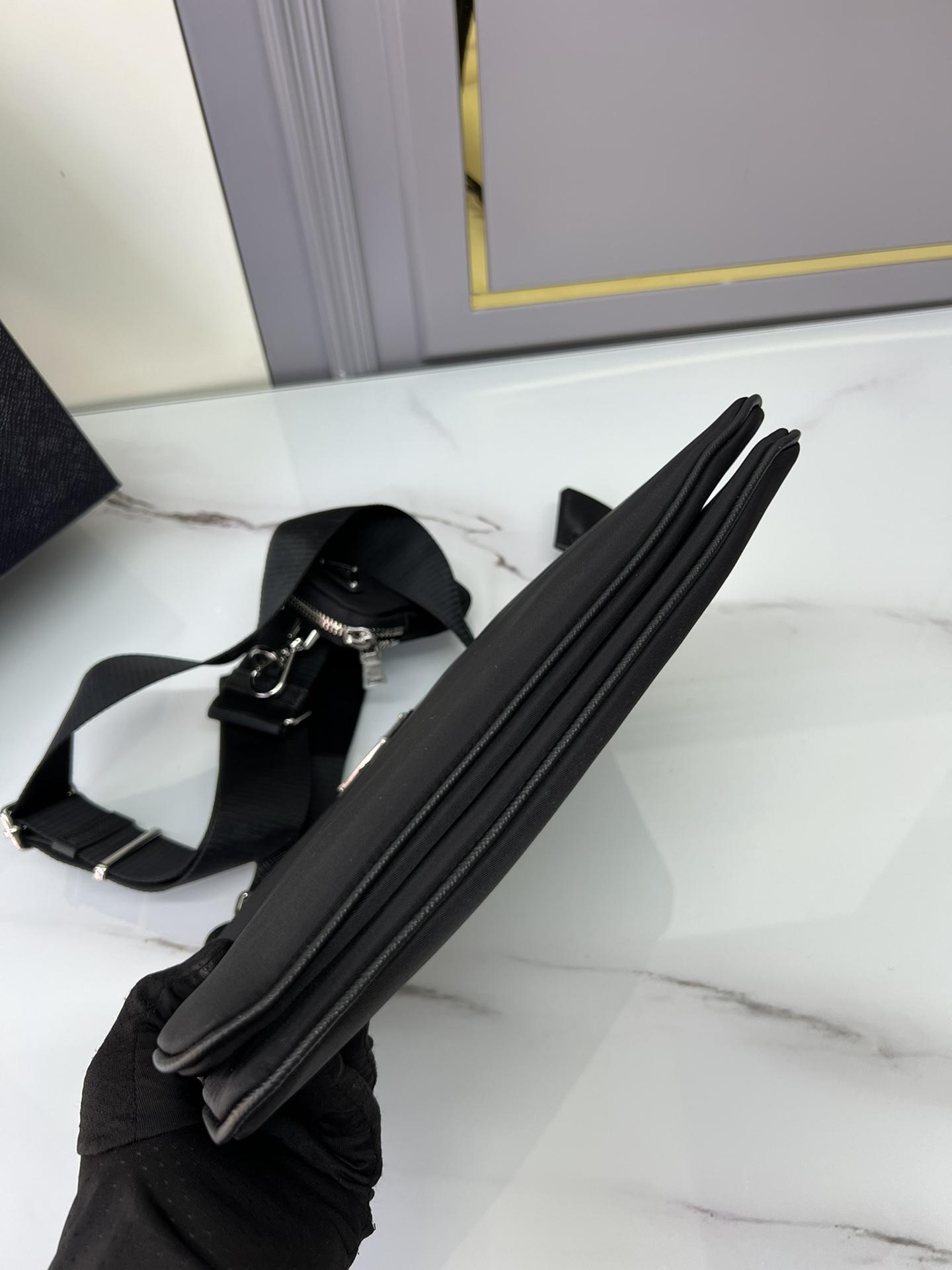 P R A D A Prada Re - Nylon Crossbody 레플리카 4번 이미지 - Bag | 세미샵 레플리카 사이트