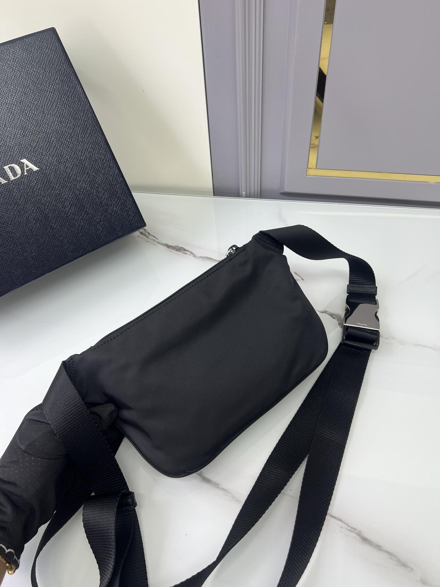 P R A D A Prada Re - Nylon Shoulder 레플리카 2번 이미지 - Bag | 세미샵 레플리카 사이트