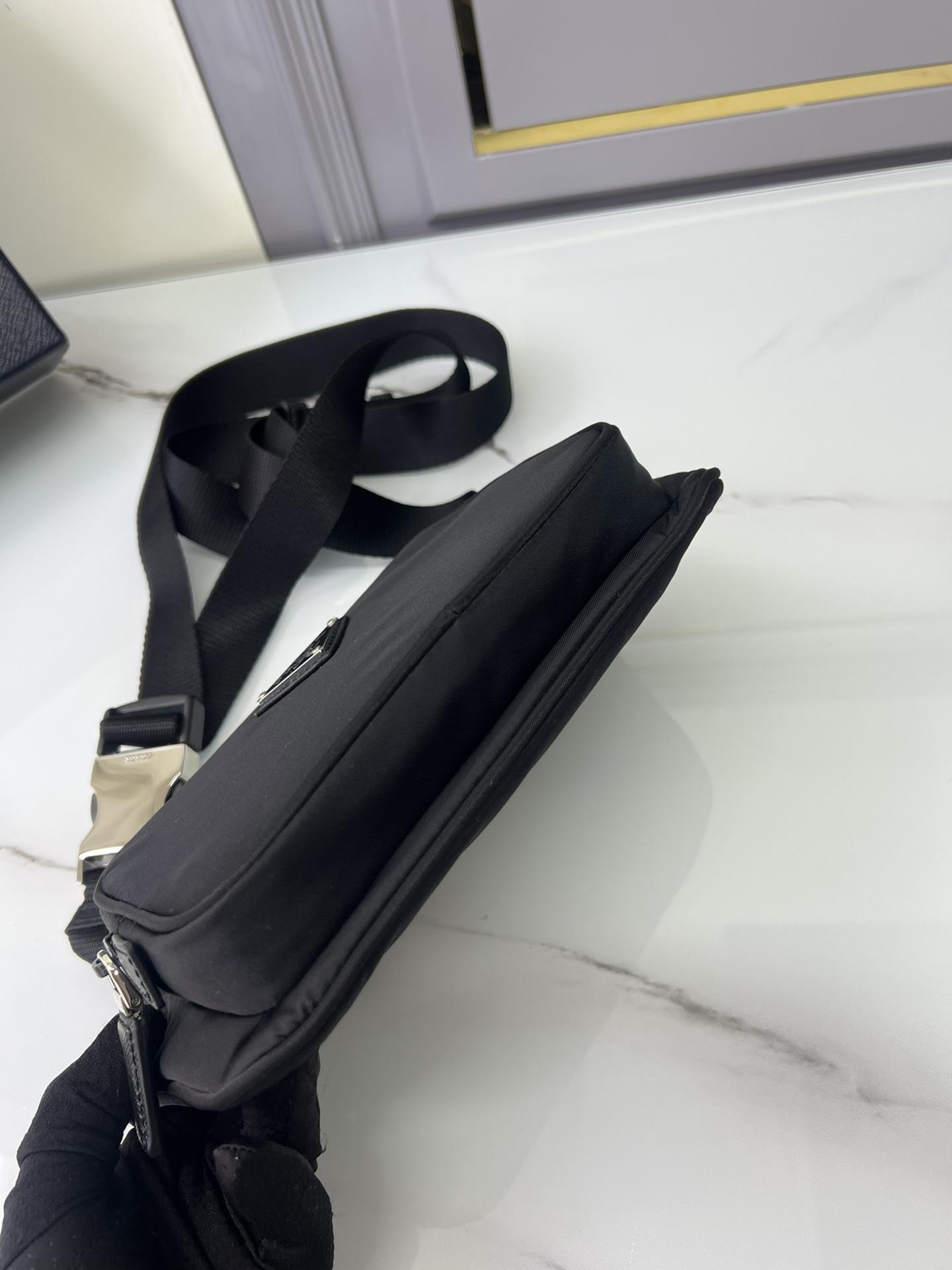 P R A D A Prada Re - Nylon Shoulder 레플리카 4번 이미지 - Bag | 세미샵 레플리카 사이트