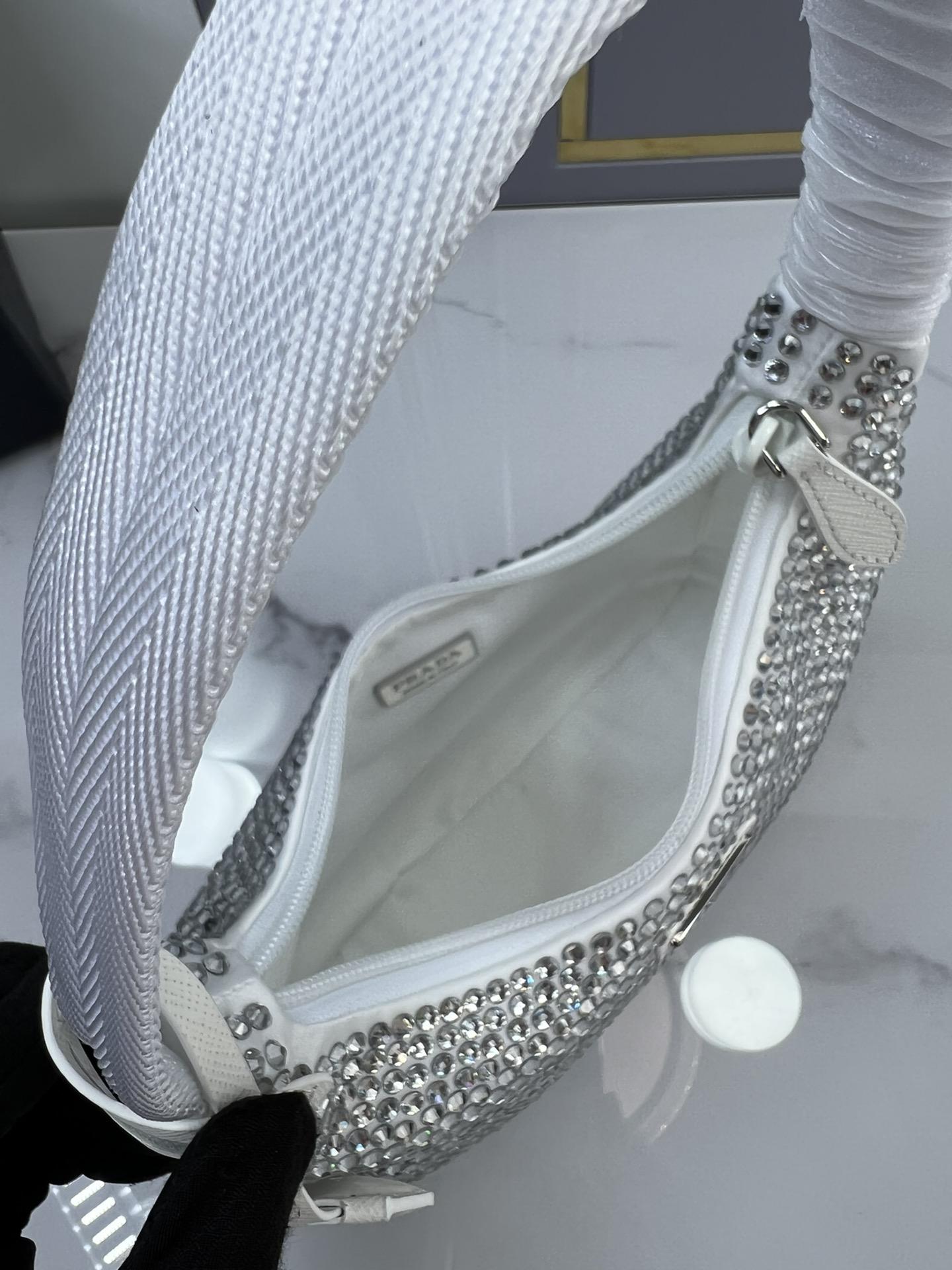 P R A D A Prada Rhinestones Re - Edition Soulder 레플리카 6번 이미지 - Bag | 세미샵 레플리카 사이트