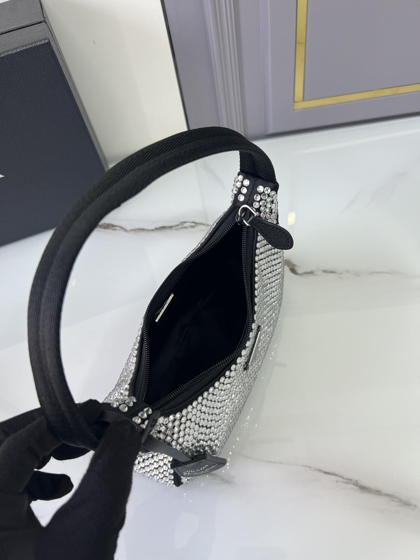 P R A D A Prada Rhinestones Re - Edition Soulder 레플리카 23번 이미지 - Bag | 세미샵 레플리카 사이트