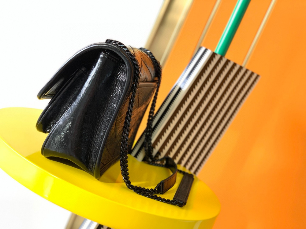 Saint Laurent Saint Laurent Niky Baby In Vintage Leather 레플리카 3번 이미지 - Bag | 세미샵 레플리카 사이트