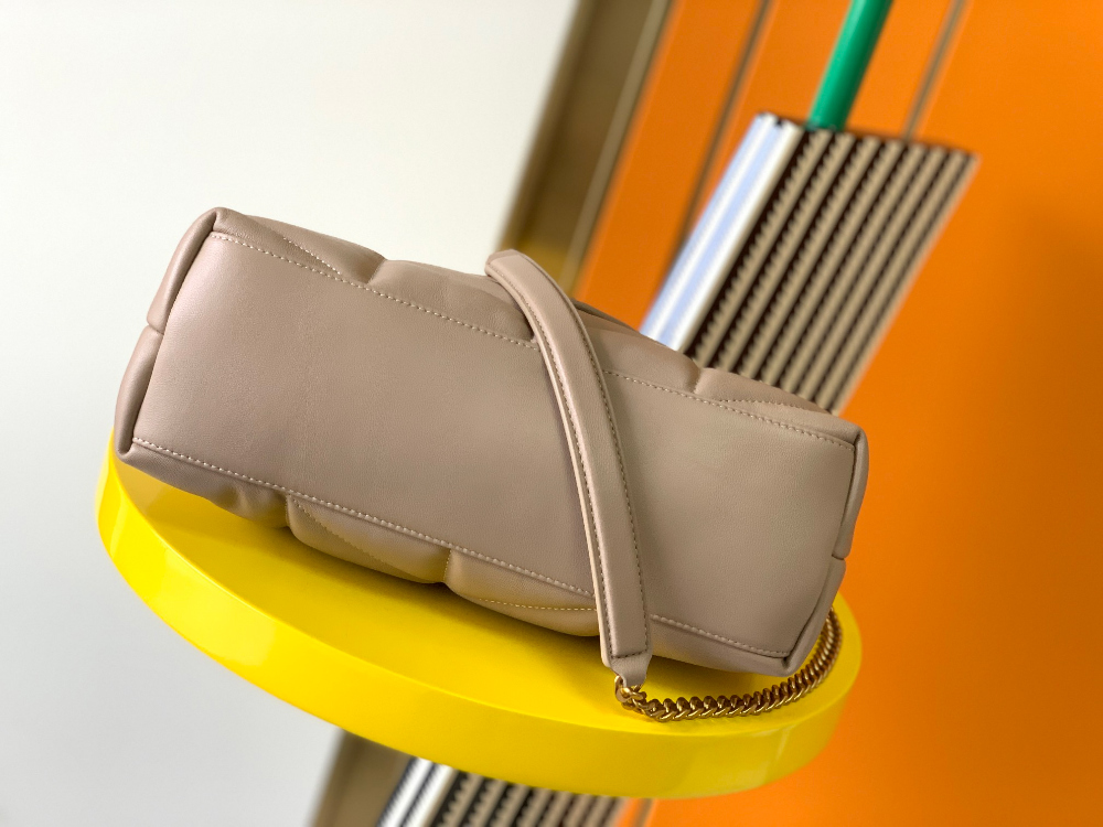 Saint Laurent Saint Laurent Puffer Small in Nappa leather 레플리카 4번 이미지 - Bag | 세미샵 레플리카 사이트