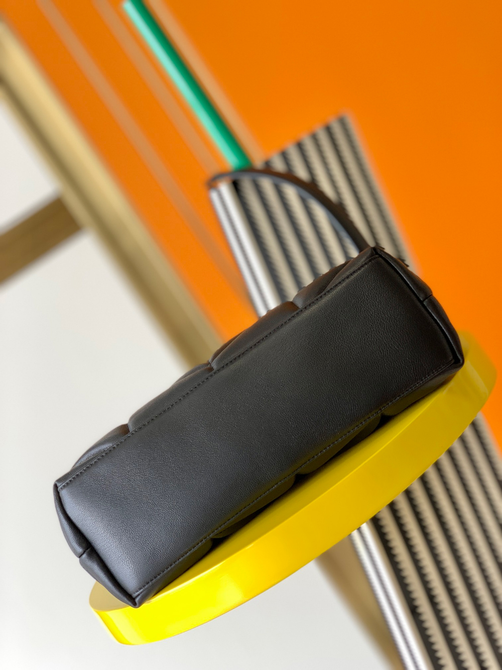 Saint Laurent Saint Laurent Puffer Small in Nappa leather 레플리카 4번 이미지 - Bag | 세미샵 레플리카 사이트