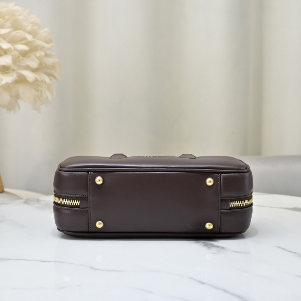 Miu Miu Miu Miu Arcadie Leather Large 레플리카 4번 이미지 - Bag | 세미샵 레플리카 사이트