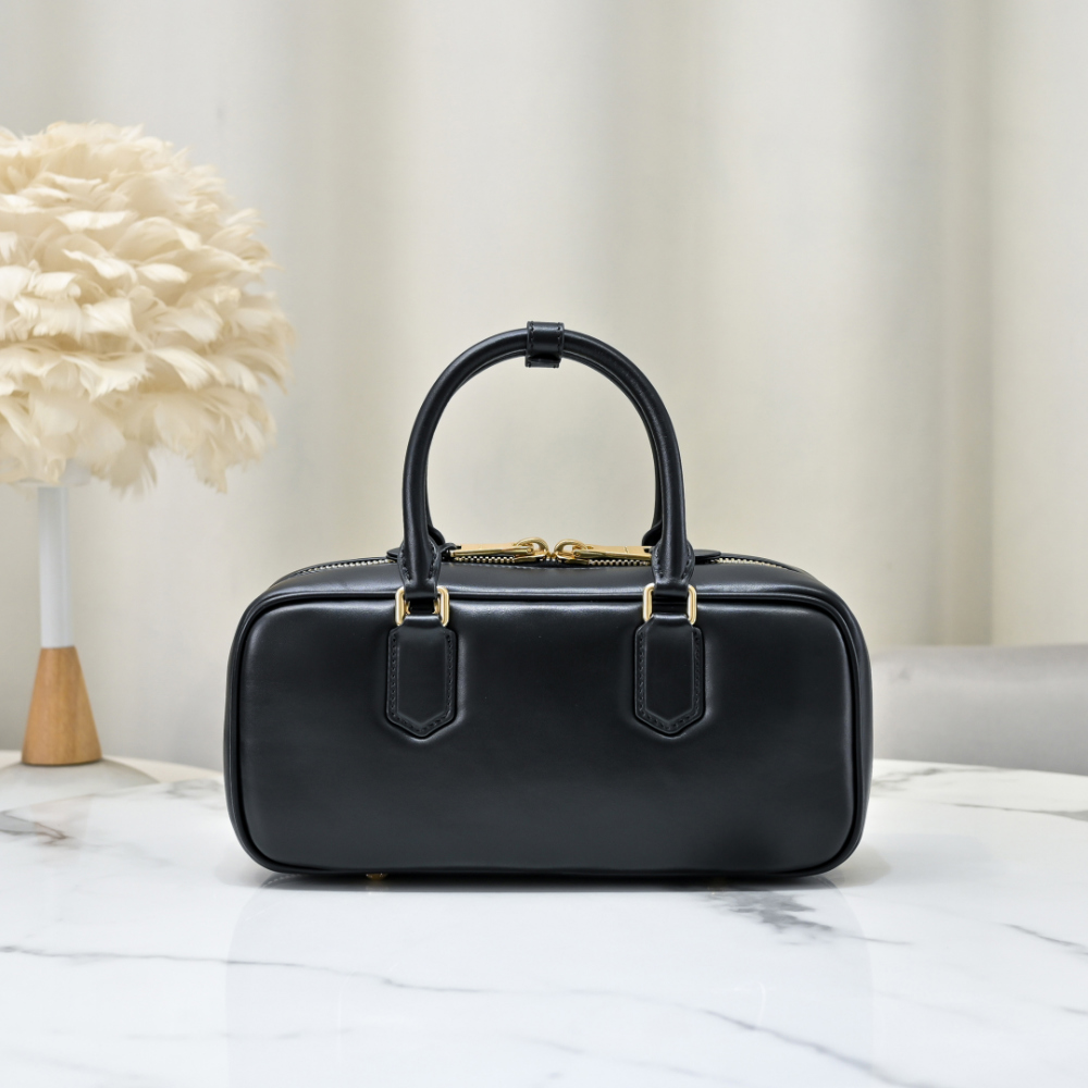 Miu Miu Miu Miu Arcadie Leather Large 레플리카 20번 이미지 - Bag | 세미샵 레플리카 사이트