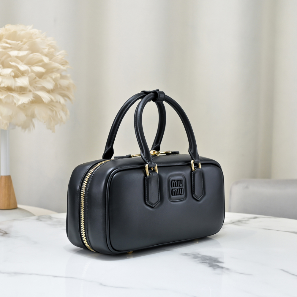 Miu Miu Miu Miu Arcadie Leather Large 레플리카 21번 이미지 - Bag | 세미샵 레플리카 사이트