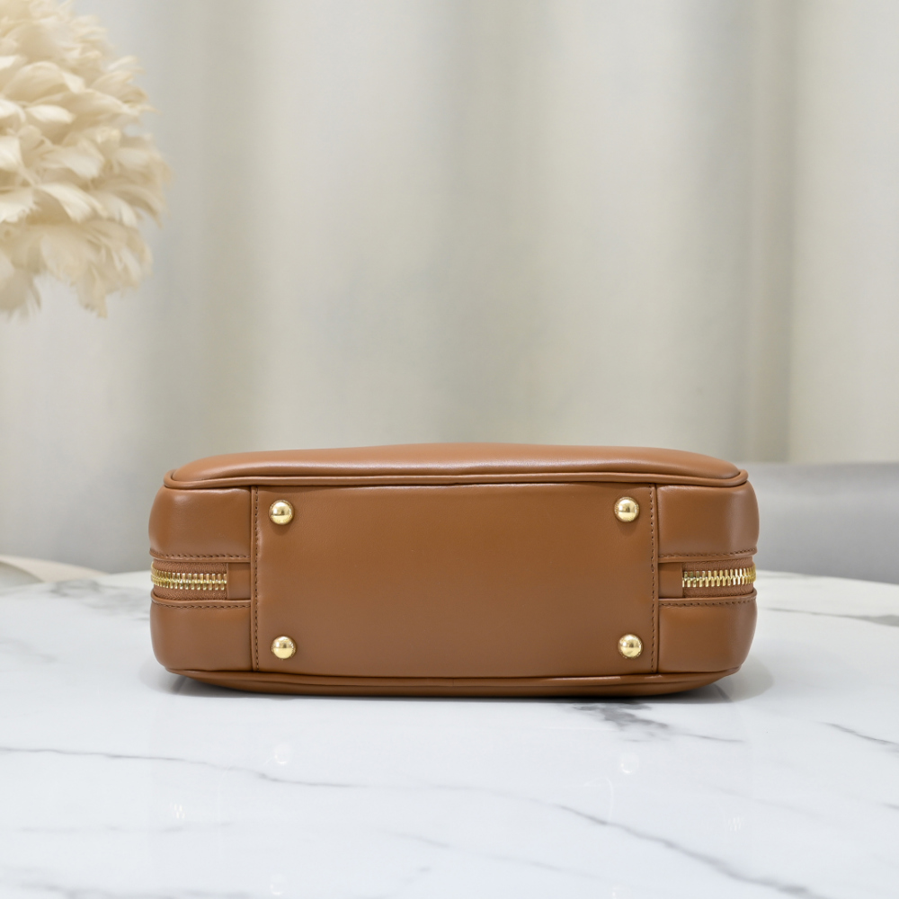 Miu Miu Miu Miu Arcadie Leather Large 레플리카 31번 이미지 - Bag | 세미샵 레플리카 사이트