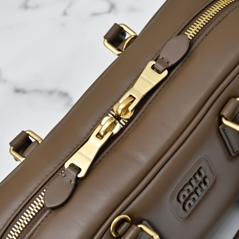 Miu Miu Miu Miu Arcadie Leather Large 레플리카 42번 이미지 - Bag | 세미샵 레플리카 사이트