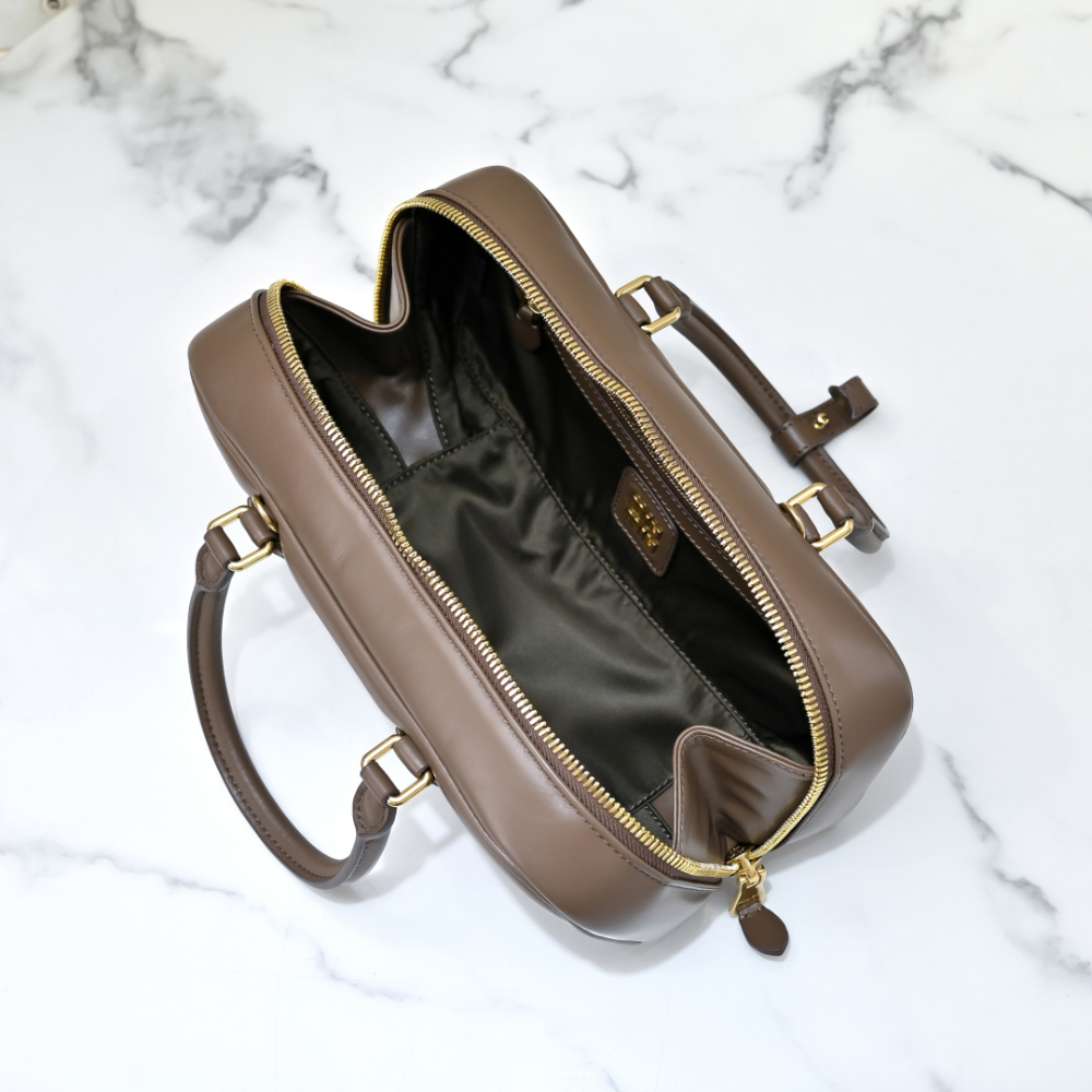 Miu Miu Miu Miu Arcadie Leather Large 레플리카 44번 이미지 - Bag | 세미샵 레플리카 사이트