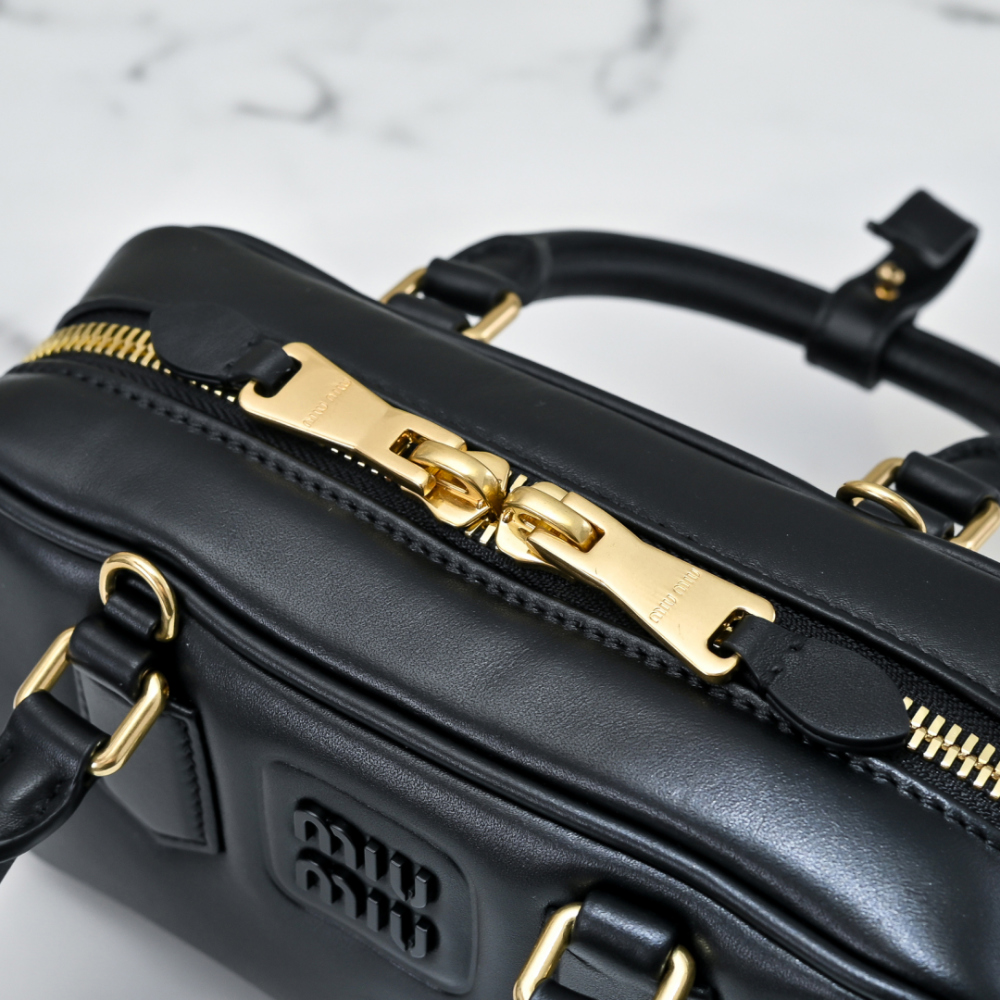 Miu Miu Miu Miu Arcadie Leather Regular 레플리카 15번 이미지 - Bag | 세미샵 레플리카 사이트