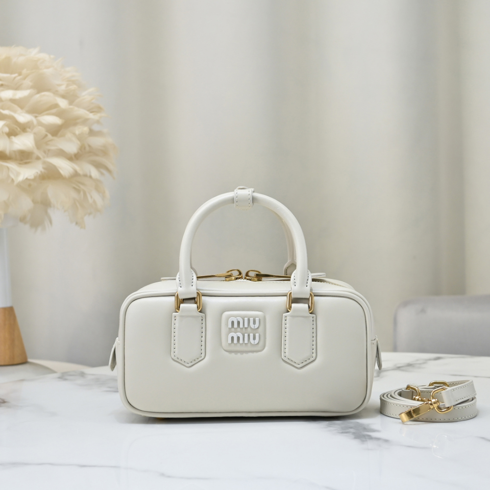 Miu Miu Miu Miu Arcadie Leather Regular 레플리카 19번 이미지 - Bag | 세미샵 레플리카 사이트