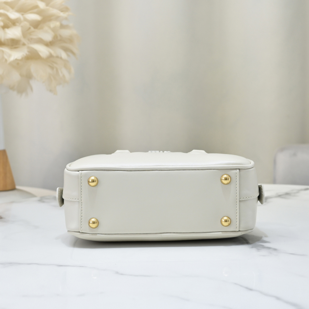 Miu Miu Miu Miu Arcadie Leather Regular 레플리카 22번 이미지 - Bag | 세미샵 레플리카 사이트