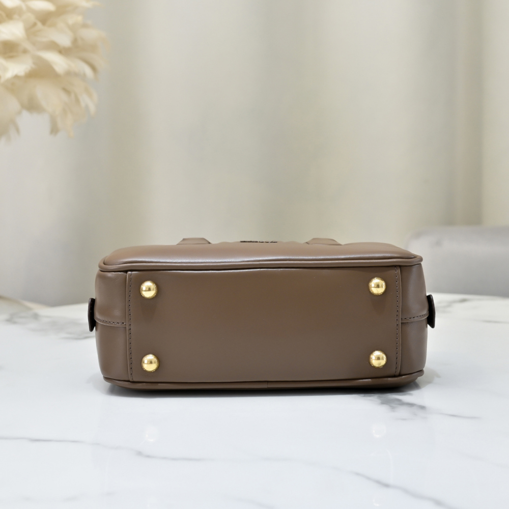 Miu Miu Miu Miu Arcadie Leather Regular 레플리카 40번 이미지 - Bag | 세미샵 레플리카 사이트