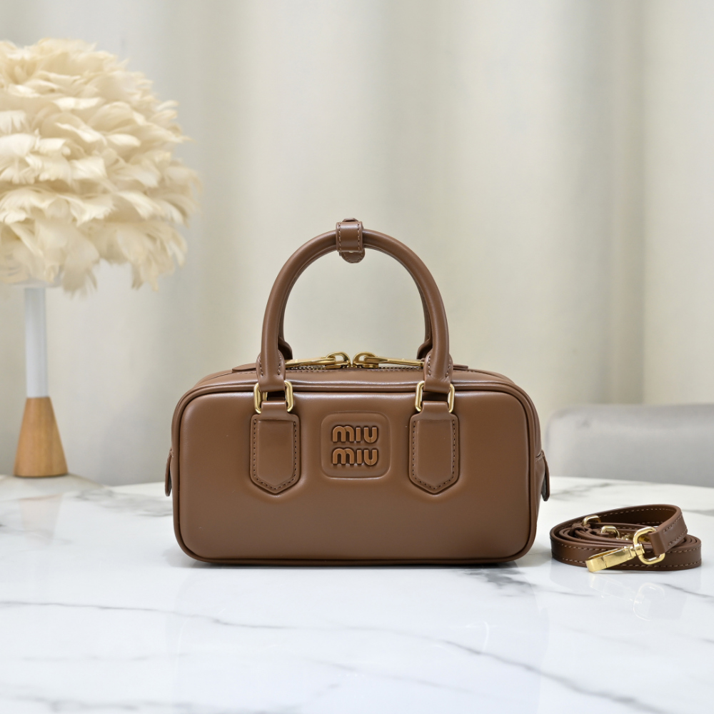 Miu Miu Miu Miu Arcadie Leather Regular 레플리카 46번 이미지 - Bag | 세미샵 레플리카 사이트