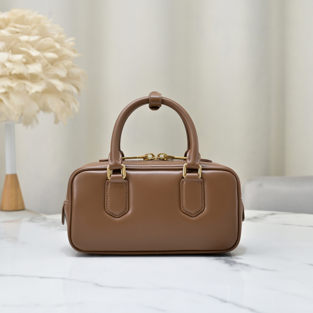 Miu Miu Miu Miu Arcadie Leather Regular 레플리카 47번 이미지 - Bag | 세미샵 레플리카 사이트