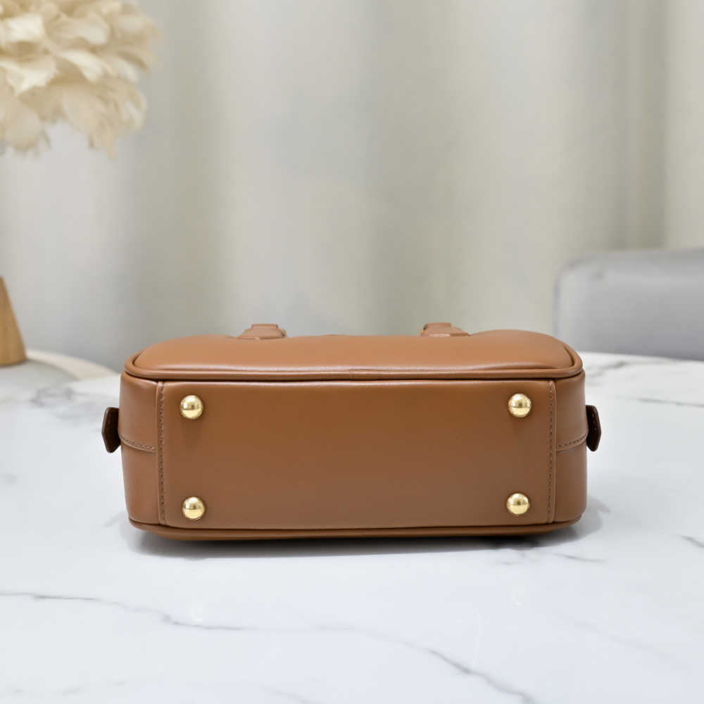 Miu Miu Miu Miu Arcadie Leather Regular 레플리카 58번 이미지 - Bag | 세미샵 레플리카 사이트