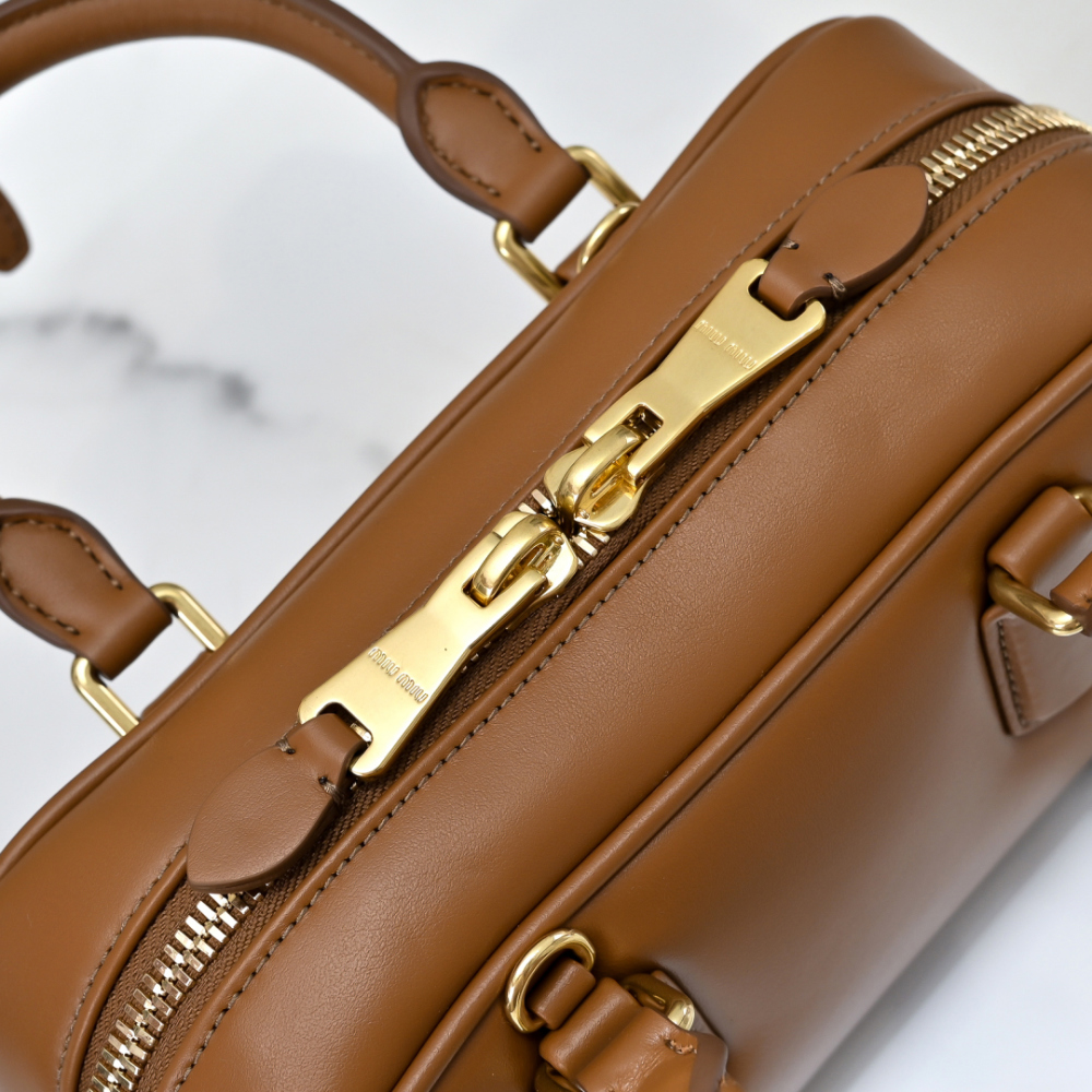 Miu Miu Miu Miu Arcadie Leather Regular 레플리카 60번 이미지 - Bag | 세미샵 레플리카 사이트