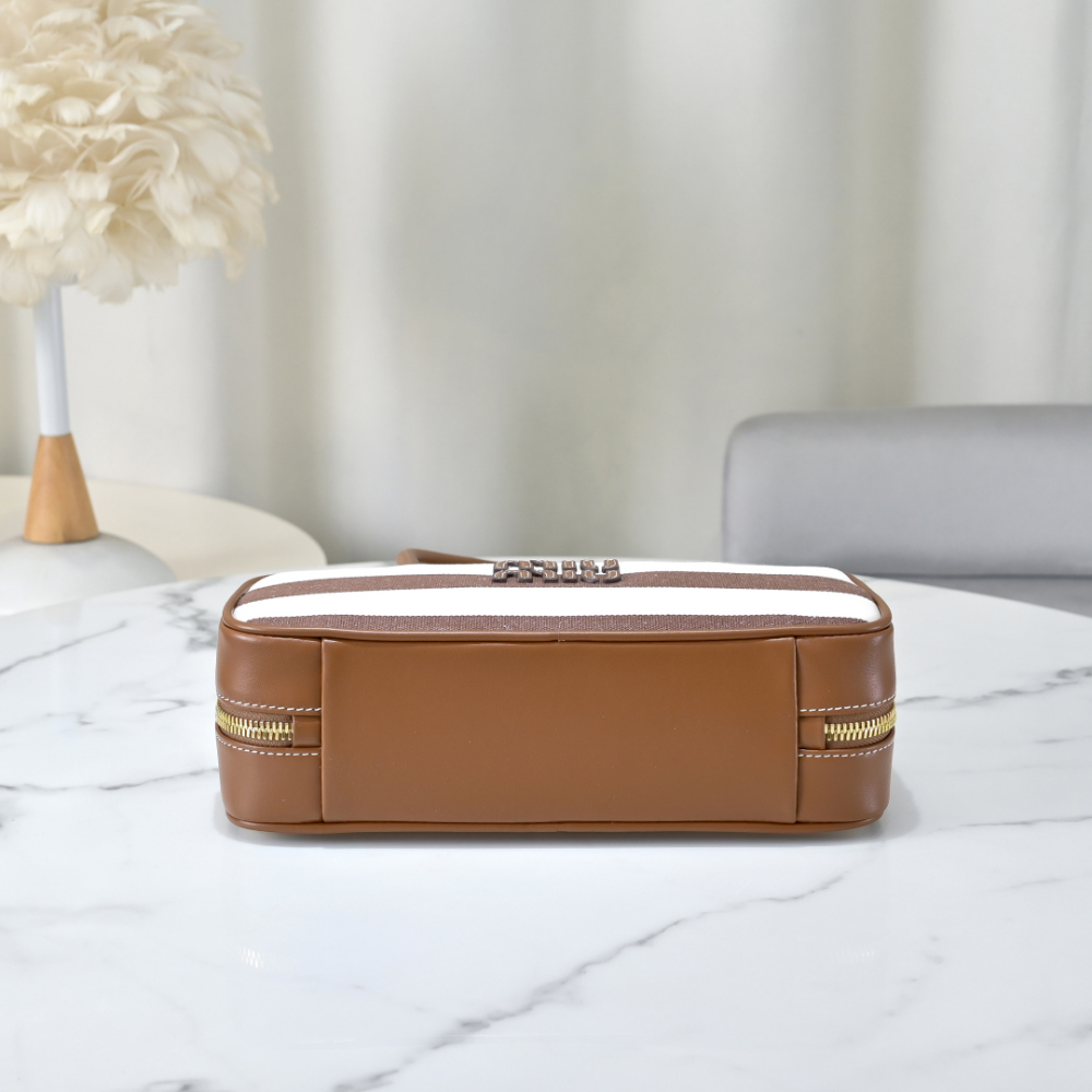 Miu Miu Miu Miu Beau Canvas And Leather 레플리카 4번 이미지 - Bag | 세미샵 레플리카 사이트