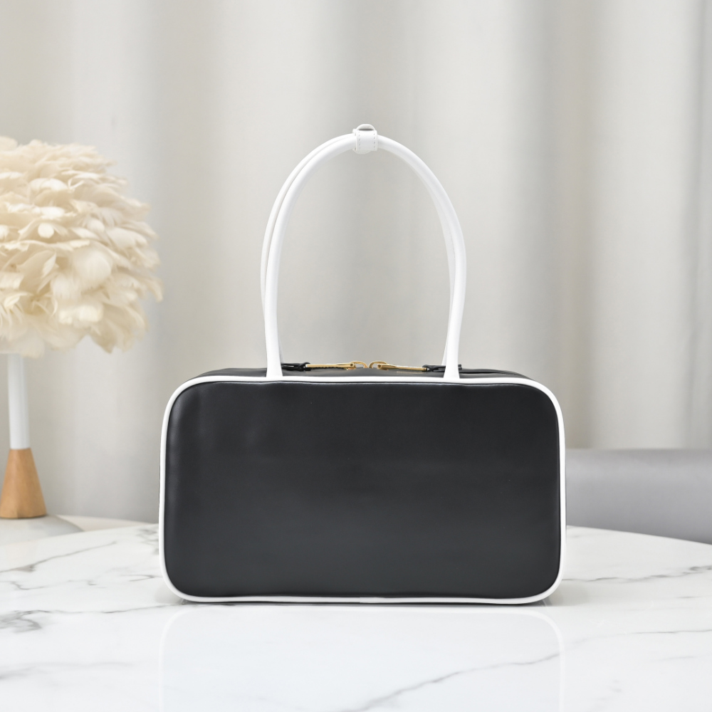 Miu Miu Miu Miu Beau Leather Top Handle 레플리카 2번 이미지 - Bag | 세미샵 레플리카 사이트