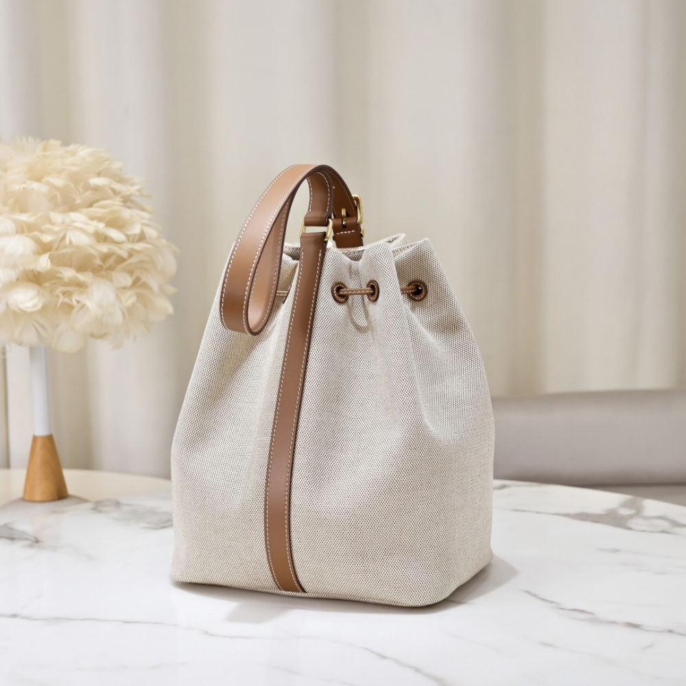 Miu Miu Miu Miu Canvas Leather Bucket 레플리카 2번 이미지 - Bag | 세미샵 레플리카 사이트