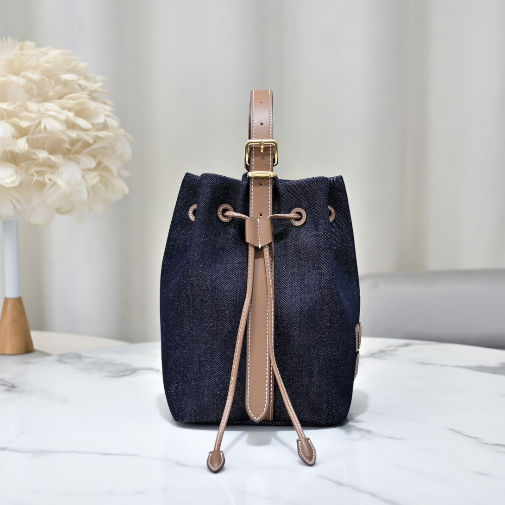 Miu Miu Miu Miu Denim Leather Bucket 레플리카 3번 이미지 - Bag | 세미샵 레플리카 사이트
