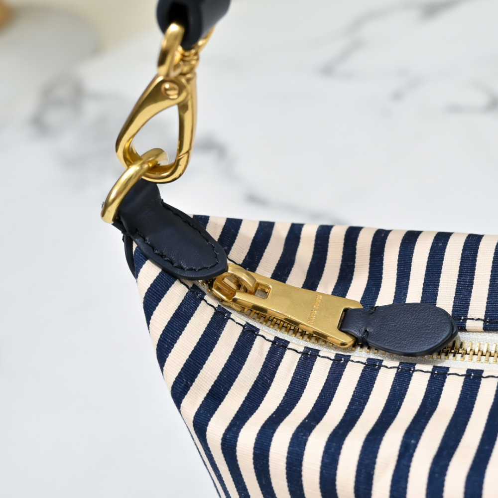 Miu Miu Miu Miu Gabardine Pouch 레플리카 14번 이미지 - Bag | 세미샵 레플리카 사이트