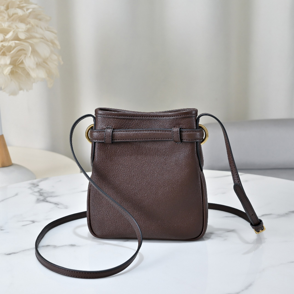 Miu Miu Nappa Leather Pouch - 상세 이미지