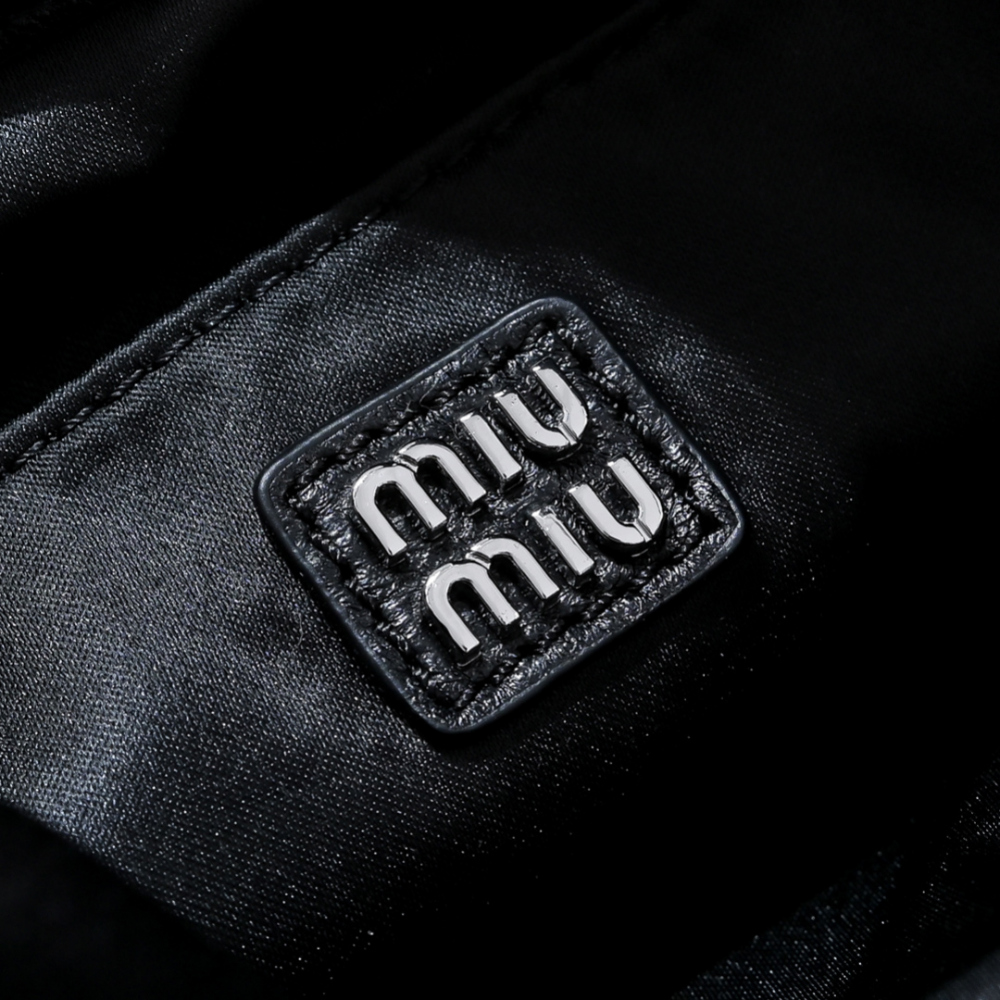 Miu Miu Miu Miu Rete Starlight Crystal Tote 레플리카 16번 이미지 - Bag | 세미샵 레플리카 사이트