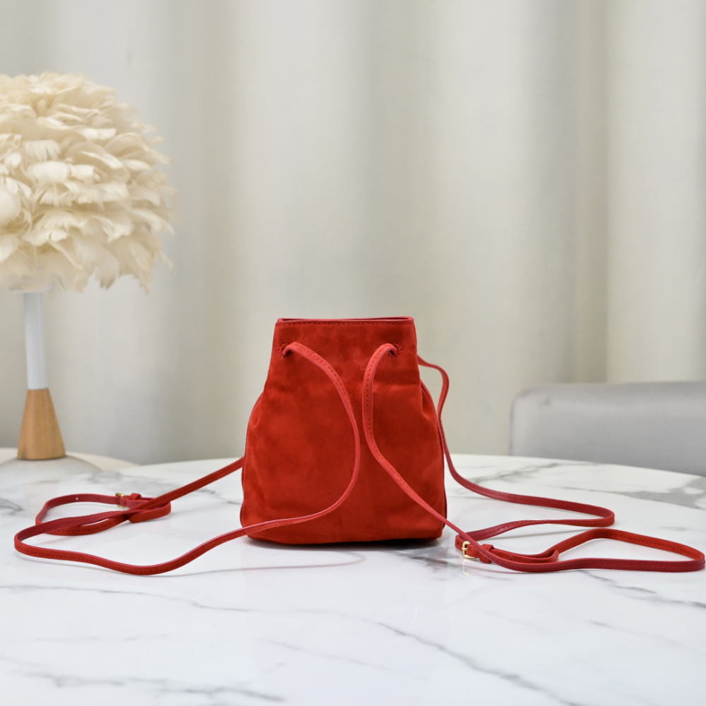 Miu Miu Miu Miu Suede Pouch 레플리카 11번 이미지 - Bag | 세미샵 레플리카 사이트