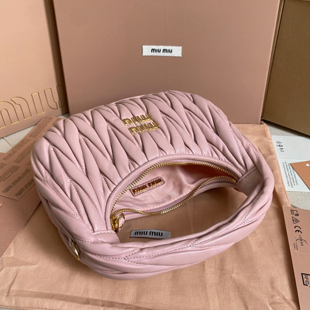 Miu Miu Miu Miu Wander Matelasse Nappa Leather Hobo 레플리카 7번 이미지 - Bag | 세미샵 레플리카 사이트