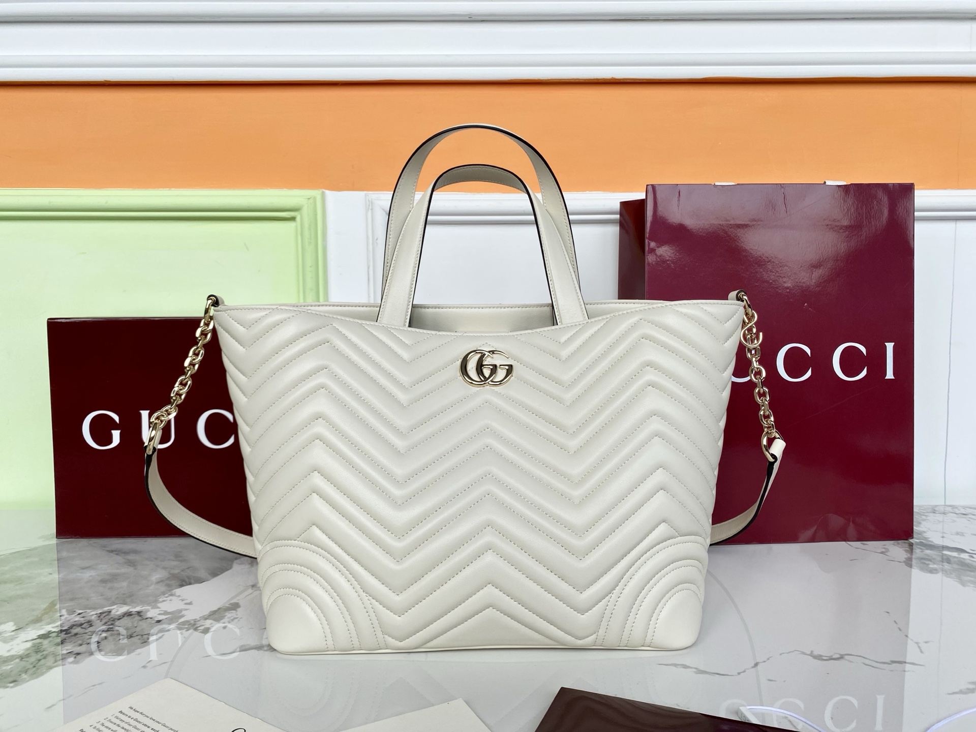 구찌 베티 미디움 토트백