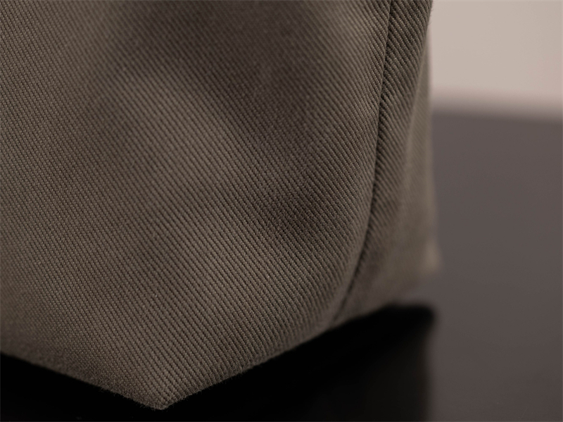 미우미우 미우미우 개버딘 파우치 올리브 그린 5NE841 레플리카 18번 이미지 - Bag | 세미샵 레플리카 사이트