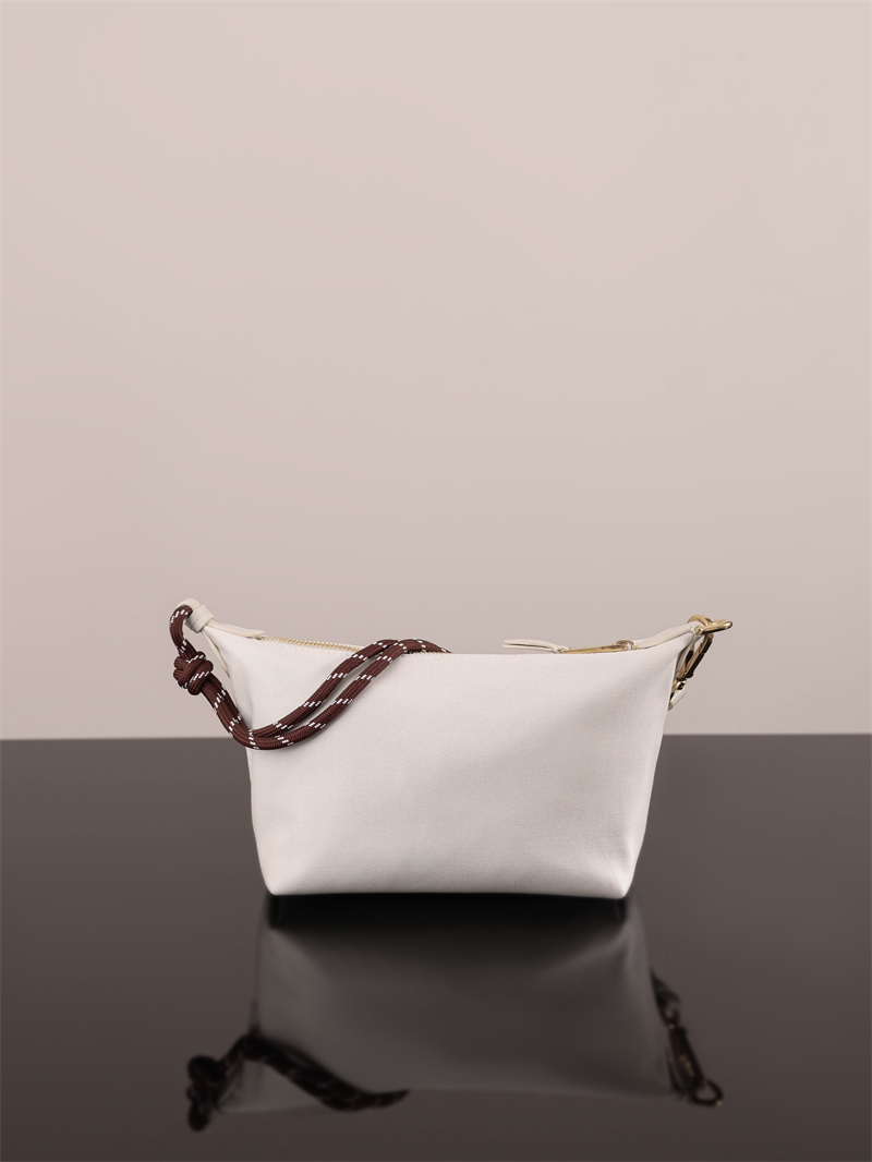 미우미우 미우미우 개버딘 파우치 화이트 5NE841 레플리카 1번 이미지 - Bag | 세미샵 레플리카 사이트