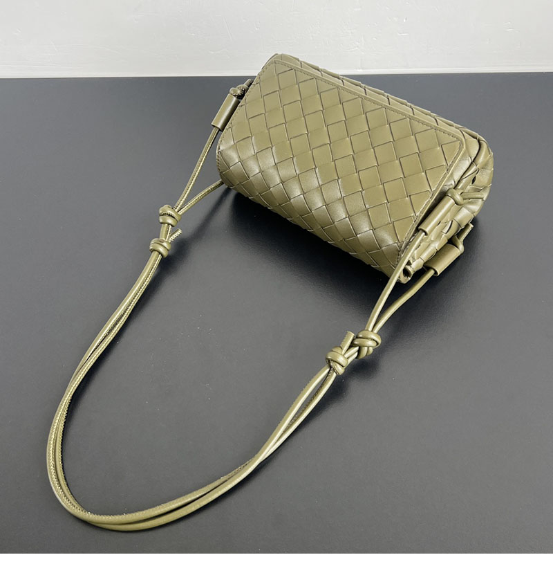 보테가베네타 보테가베네타 노뚜르노 파우치 백 843893 레플리카 22번 이미지 - Bag | 세미샵 레플리카 사이트