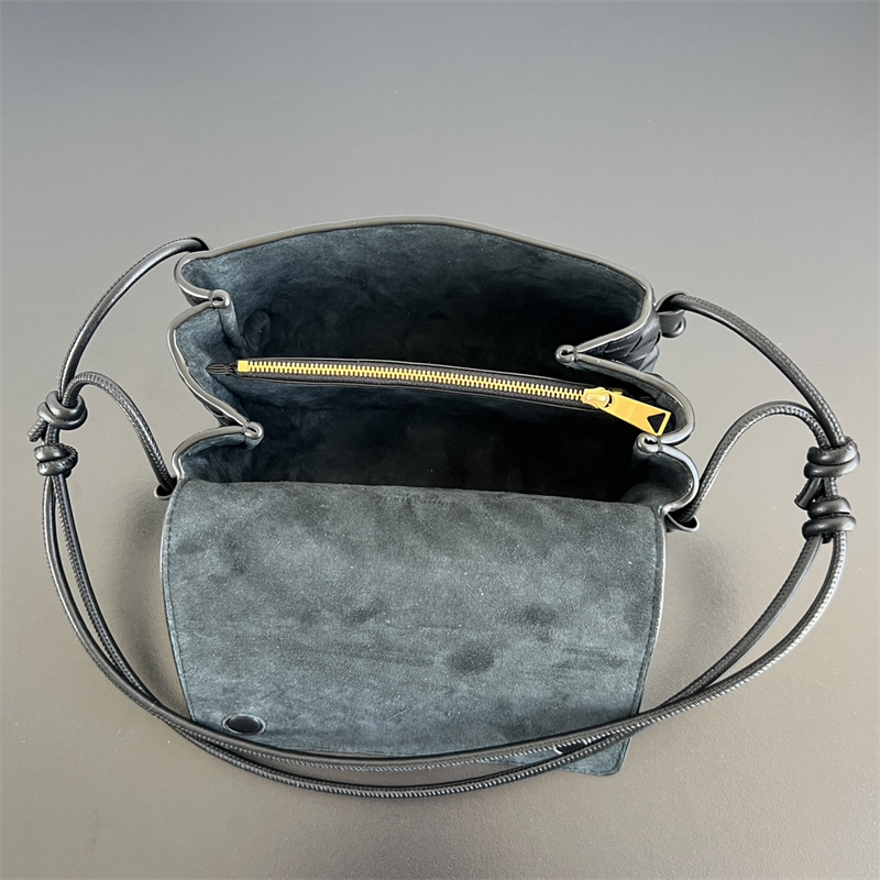 보테가베네타 보테가베네타 노뚜르노 파우치 백 843893 레플리카 26번 이미지 - Bag | 세미샵 레플리카 사이트