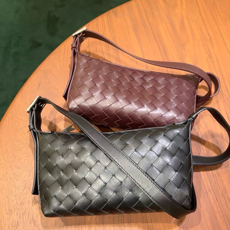 보테가베네타 보테가베네타 트래블러 폰 파우치 백 844018 레플리카 15번 이미지 - Bag | 세미샵 레플리카 사이트