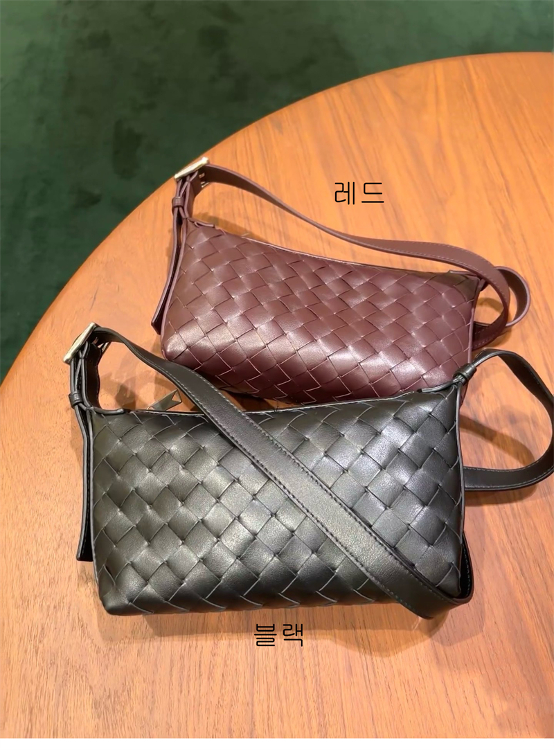 보테가베네타 보테가베네타 트래블러 폰 파우치 백 844018 레플리카 4번 이미지 - Bag | 세미샵 레플리카 사이트