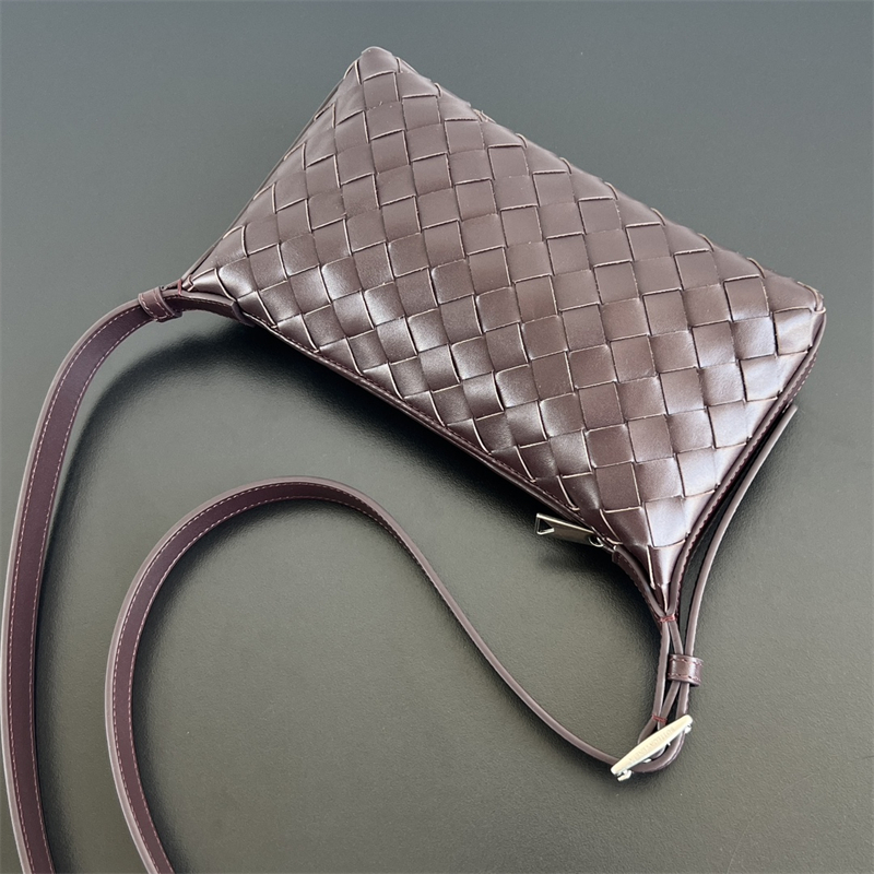 보테가베네타 보테가베네타 트래블러 폰 파우치 백 844018 레플리카 19번 이미지 - Bag | 세미샵 레플리카 사이트