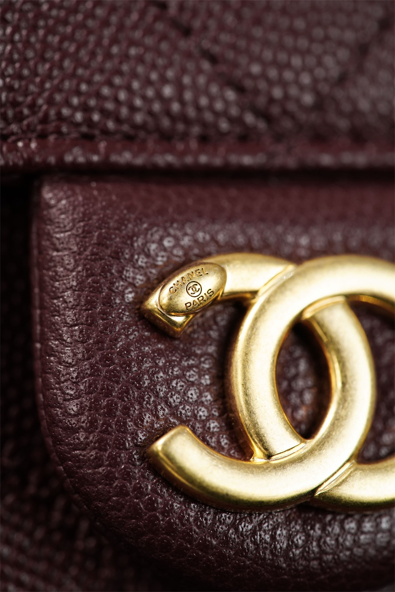 샤넬 샤넬 26C 25 미니 호보 백 그레인드 카프스킨 골드 메탈 버건디 레플리카 19번 이미지 - Bag | 세미샵 레플리카 사이트