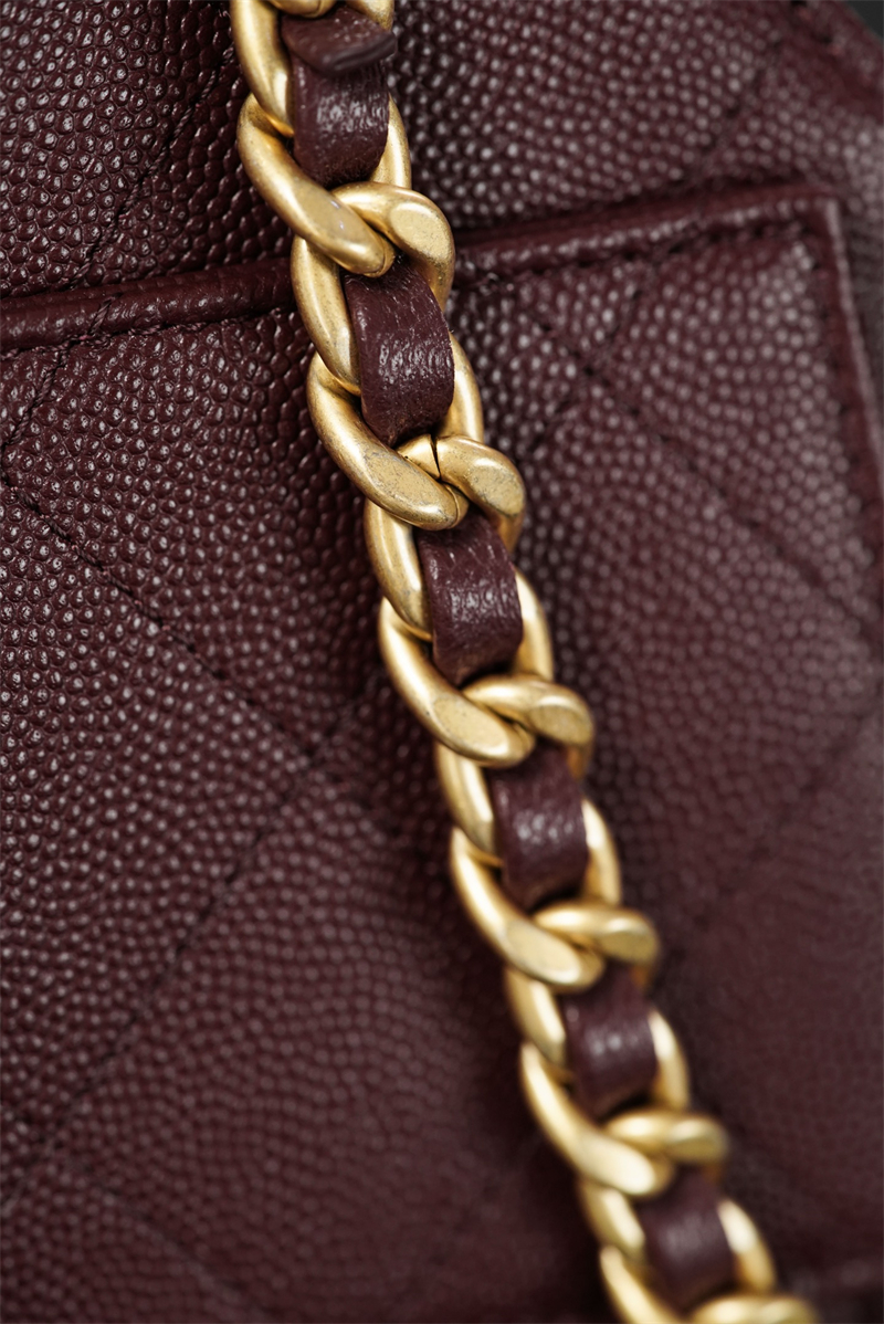 샤넬 샤넬 26C 25 미니 호보 백 그레인드 카프스킨 골드 메탈 버건디 레플리카 20번 이미지 - Bag | 세미샵 레플리카 사이트