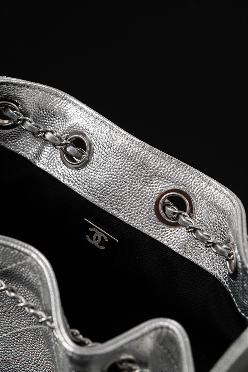 샤넬 샤넬 26C 25 미니 호보 백 그레인드 카프스킨 골드 메탈 실버 레플리카 21번 이미지 - Bag | 세미샵 레플리카 사이트