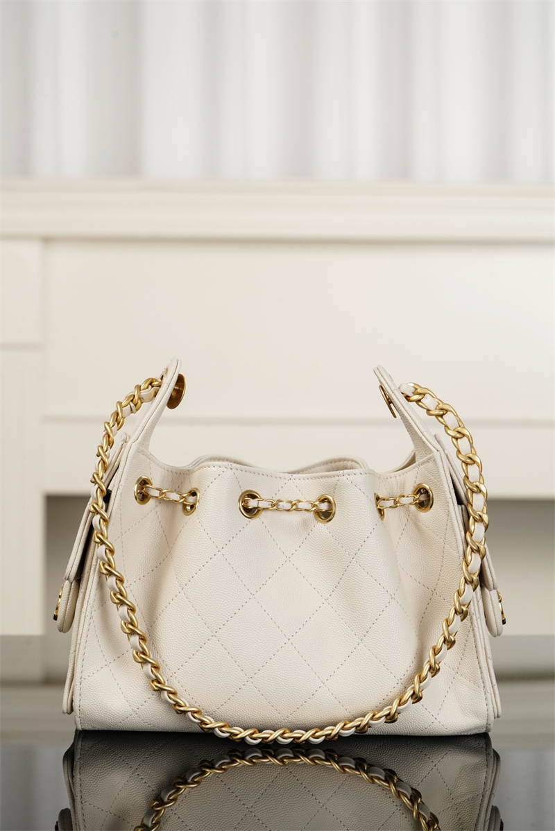 샤넬 샤넬 26C 25 미니 호보 백 그레인드 카프스킨 골드 메탈 화이트 레플리카 1번 이미지 - Bag | 세미샵 레플리카 사이트