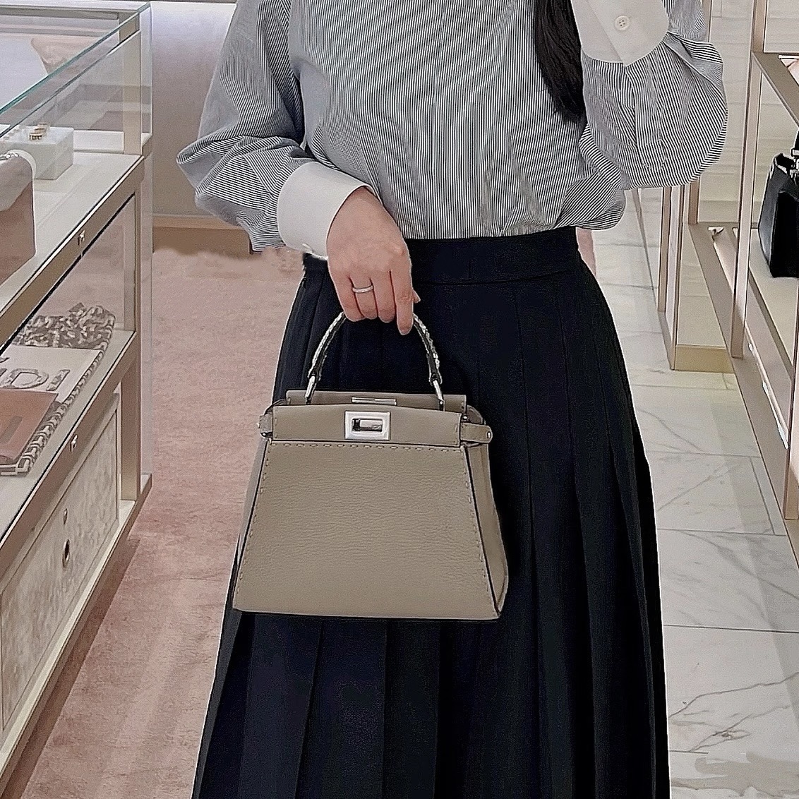 펜디 미니 피카부 아이씨 유 8번 이미지