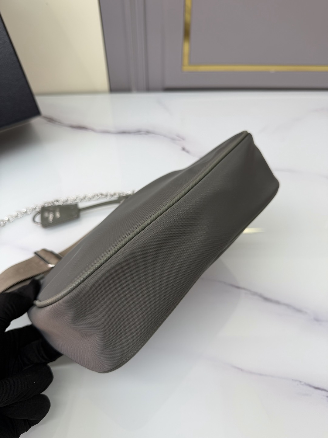 프라다 2005 리에디션 리나일론 숄더백 4번 이미지