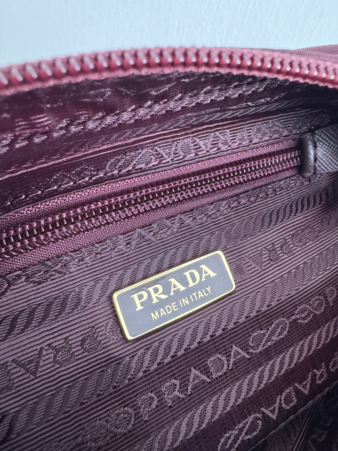 프라다 리나일론 스몰 파우치 17번 이미지